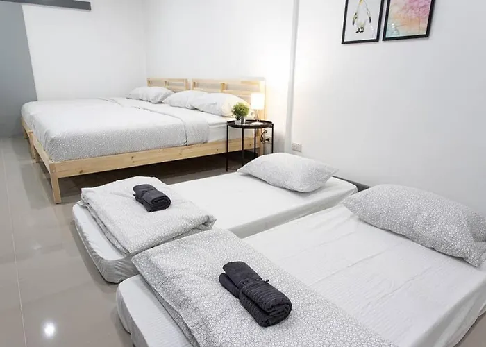 P4 Silom Large 2beds Full Kitchen Wifi 4-6pax Bangkok