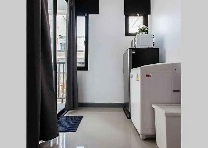 P4 Silom Large 2beds Full Kitchen Wifi 4-6pax
